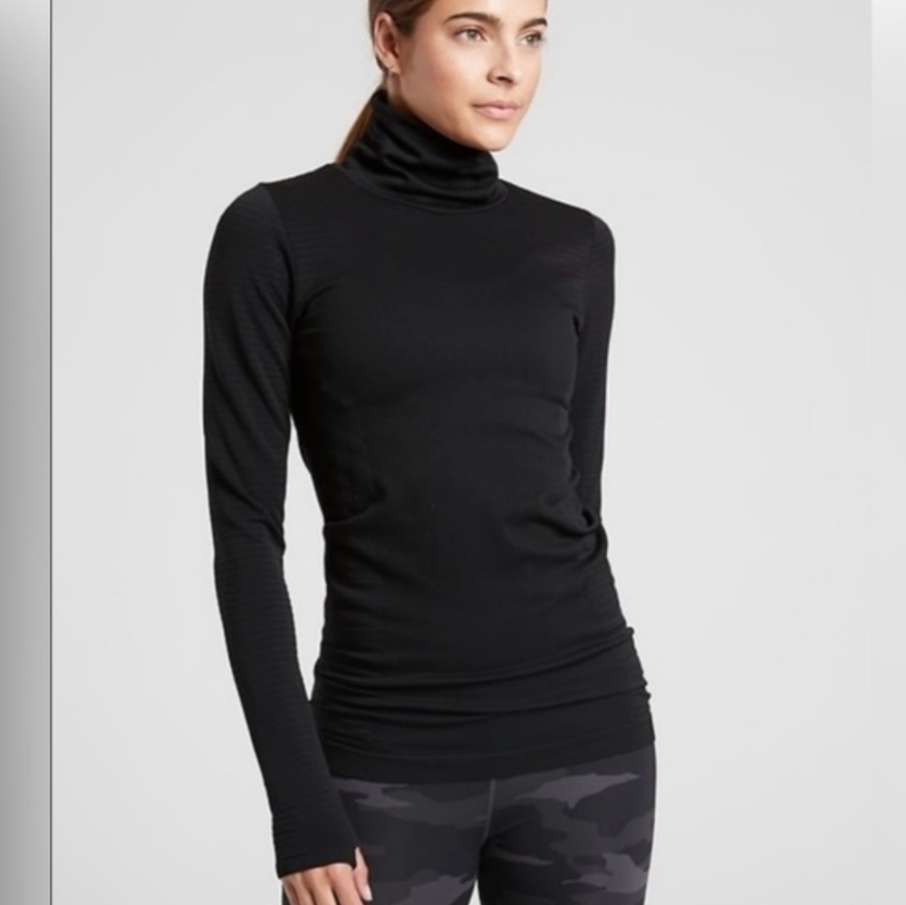 NWOT Athleta Flurry Blizzard Rib Turtleneck - Black SZ S/P